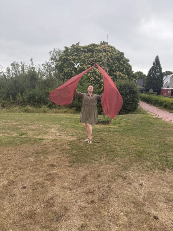 Bestel jouw set aanbiddingsvlaggen donker rood